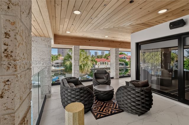 3343 NE 166th St, North Miami Beach, FL 33160