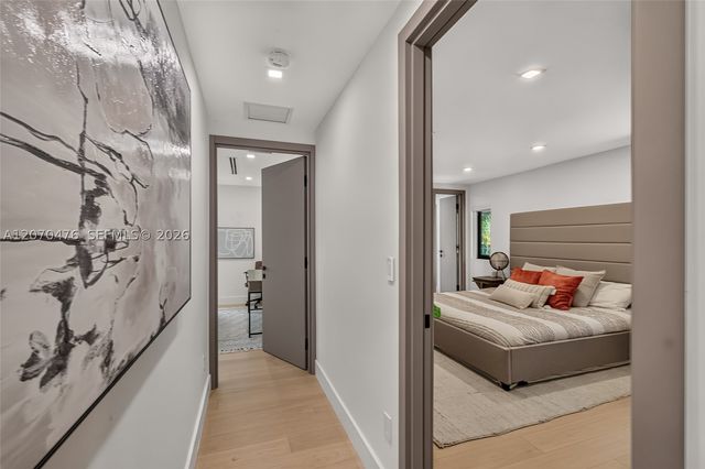 3343 NE 166th St, North Miami Beach, FL 33160