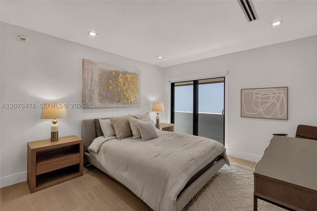3343 NE 166th St, North Miami Beach, FL 33160