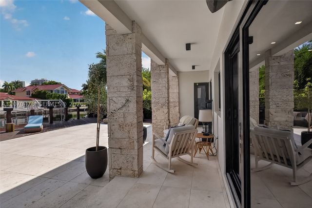 3343 NE 166th St, North Miami Beach, FL 33160