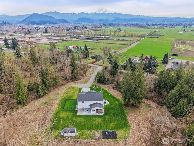 23670 SE 448th Street, Enumclaw, WA 98022