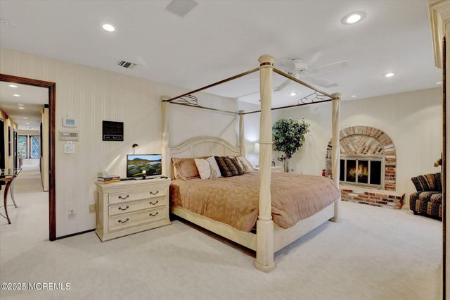 17 Emerald Drive, Morganville, NJ 07751