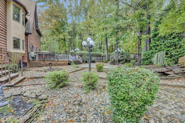 17 Emerald Drive, Morganville, NJ 07751