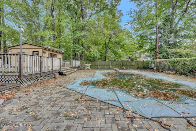 17 Emerald Drive, Morganville, NJ 07751