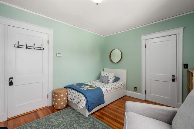 50 Stow St, Waltham, MA 02453
