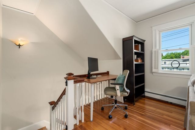 50 Stow St, Waltham, MA 02453
