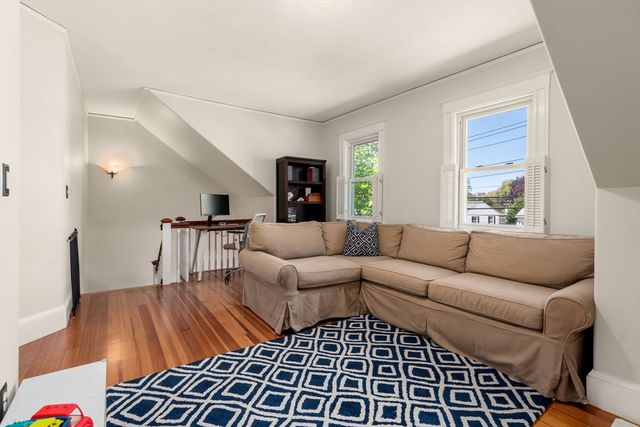 50 Stow St, Waltham, MA 02453