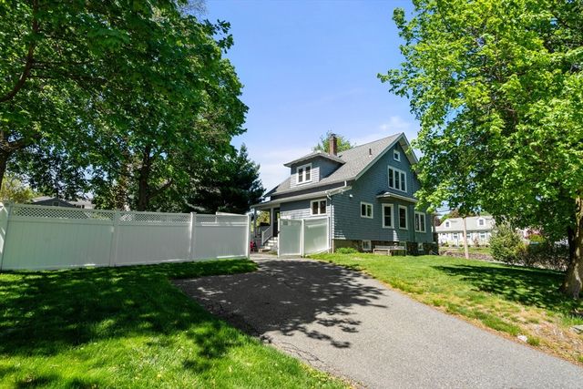 50 Stow St, Waltham, MA 02453