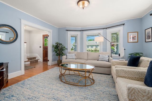 50 Stow St, Waltham, MA 02453