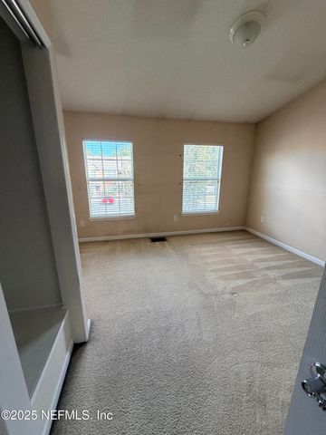 8133 SUMMERSIDE Circle, Jacksonville, FL 32256