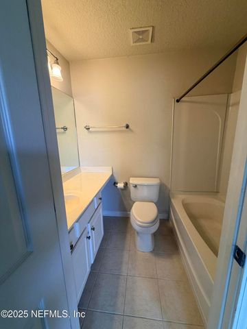 8133 SUMMERSIDE Circle, Jacksonville, FL 32256