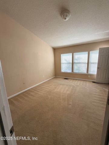 8133 SUMMERSIDE Circle, Jacksonville, FL 32256