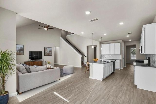 8531 Oceanmist Cove Drive, Cypress, TX 77433