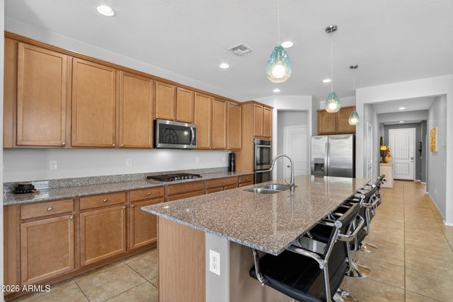 17528 W POLARIS Drive, Goodyear, AZ 85338