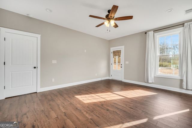 200 Douglas Creek Road, Flovilla, GA 30216