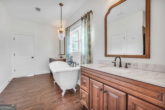 200 Douglas Creek Road, Flovilla, GA 30216