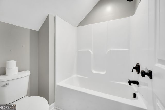 200 Douglas Creek Road, Flovilla, GA 30216