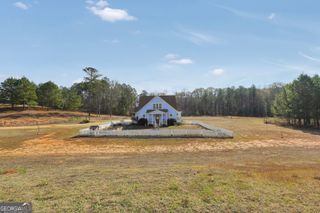 200 Douglas Creek Road, Flovilla, GA 30216