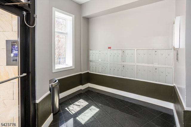82 Clinton St 6F, Hoboken City, NJ 07030