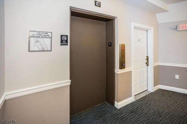 82 Clinton St 6F, Hoboken City, NJ 07030
