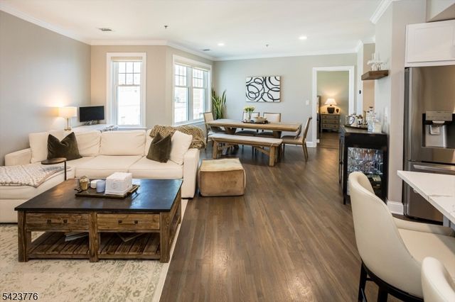 82 Clinton St 6F, Hoboken City, NJ 07030