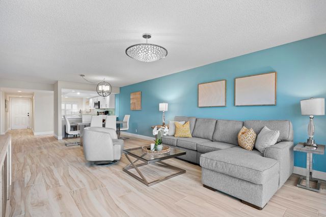 1045 Ocean Drive 503, Juno Beach, FL 33408
