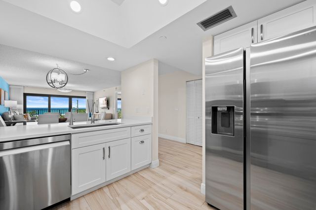 1045 Ocean Drive 503, Juno Beach, FL 33408