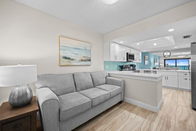 1045 Ocean Drive 503, Juno Beach, FL 33408