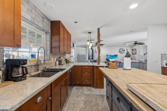 10817 E Avenue R-12, Littlerock, CA 93543