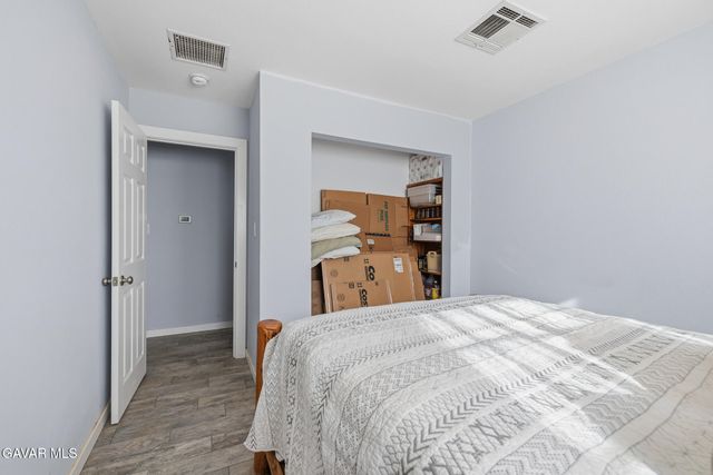 10817 E Avenue R-12, Littlerock, CA 93543