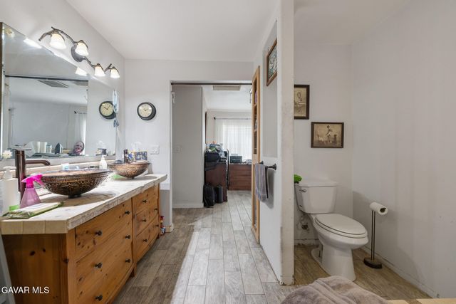 10817 E Avenue R-12, Littlerock, CA 93543