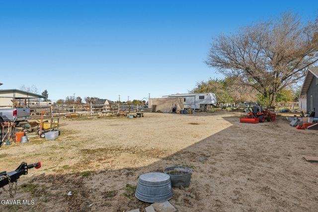 10817 E Avenue R-12, Littlerock, CA 93543