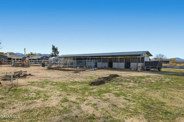 10817 E Avenue R-12, Littlerock, CA 93543