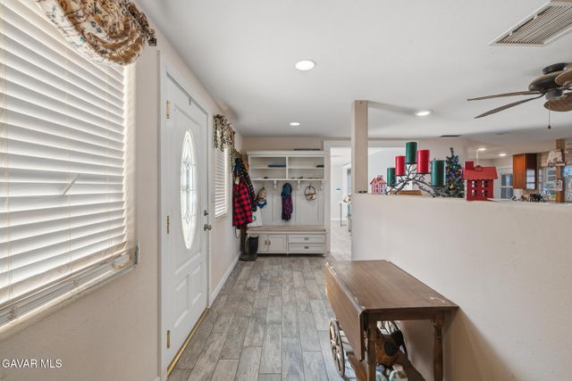 10817 E Avenue R-12, Littlerock, CA 93543