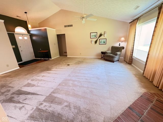 5728 Cross Bridge Court, Plainfield, IN 46168
