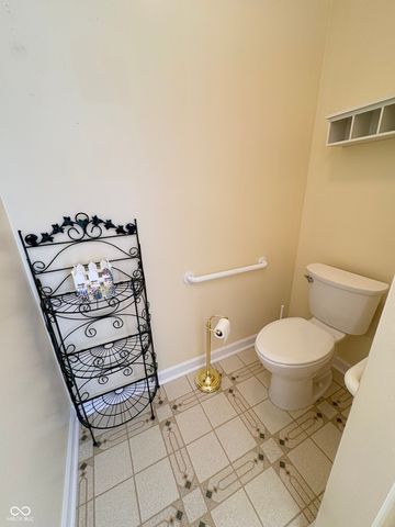 5728 Cross Bridge Court, Plainfield, IN 46168