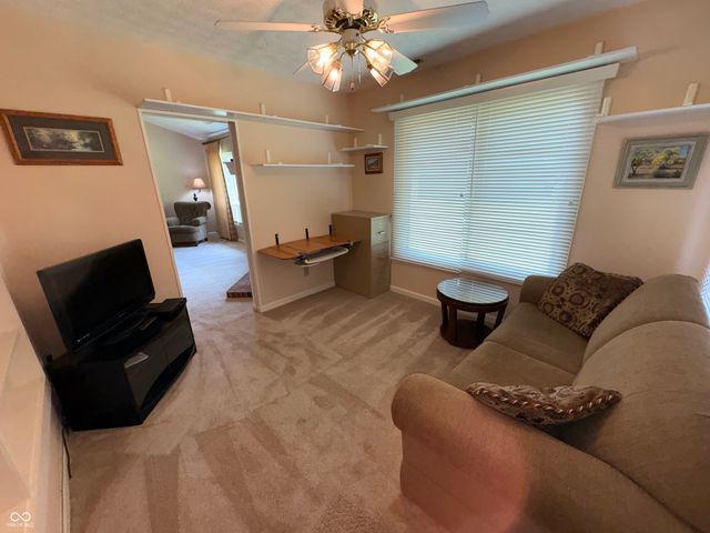 5728 Cross Bridge Court, Plainfield, IN 46168