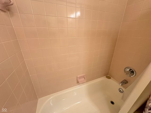 5728 Cross Bridge Court, Plainfield, IN 46168