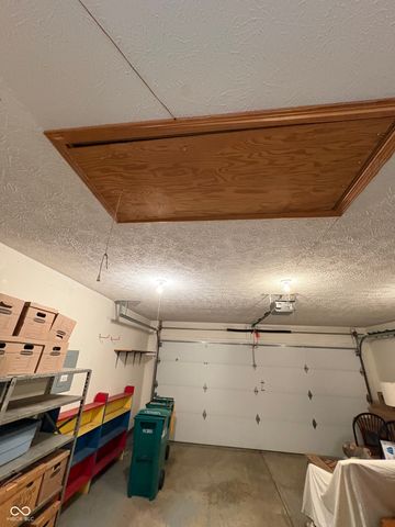 5728 Cross Bridge Court, Plainfield, IN 46168