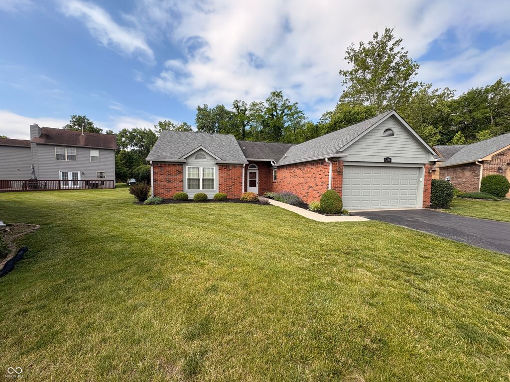 5728 Cross Bridge Court, Plainfield, IN 46168