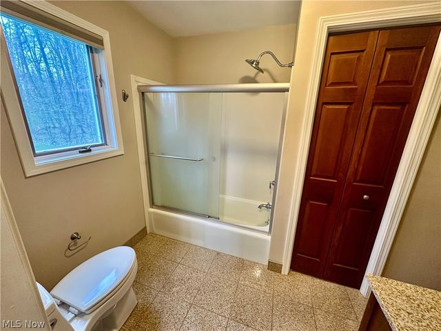 12560 Bass Lake Road, Chardon, OH 44024