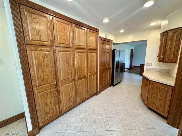 12560 Bass Lake Road, Chardon, OH 44024