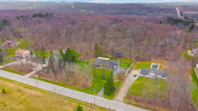 12560 Bass Lake Road, Chardon, OH 44024
