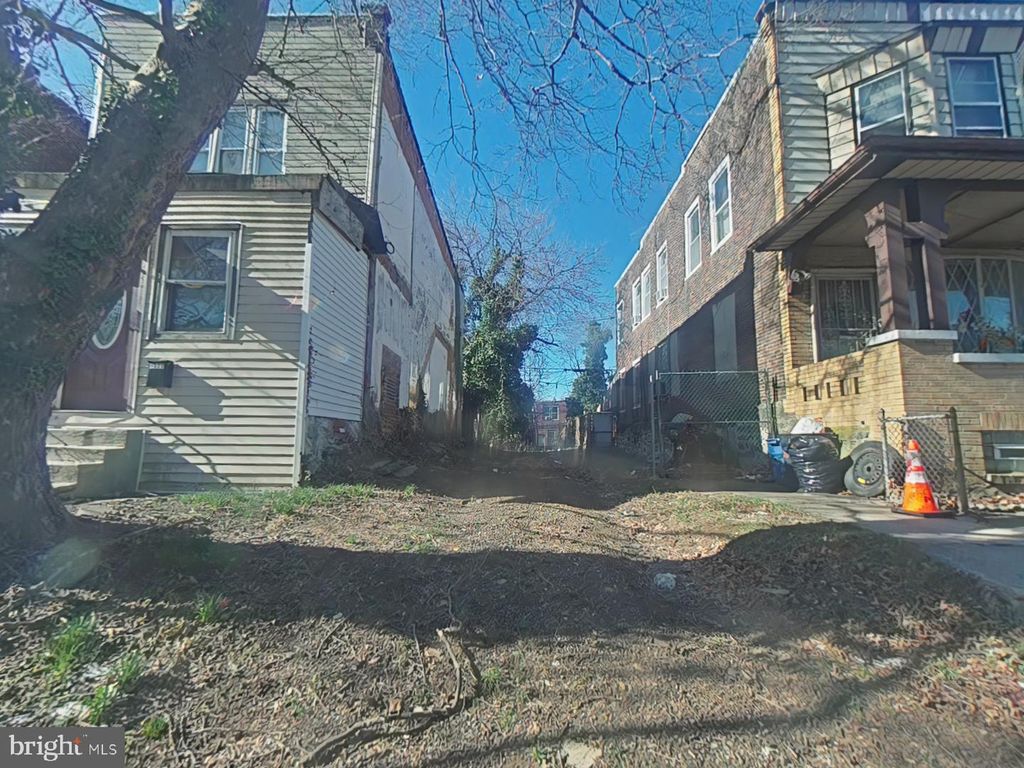 5610 MCMAHON ST, Philadelphia, PA 19144