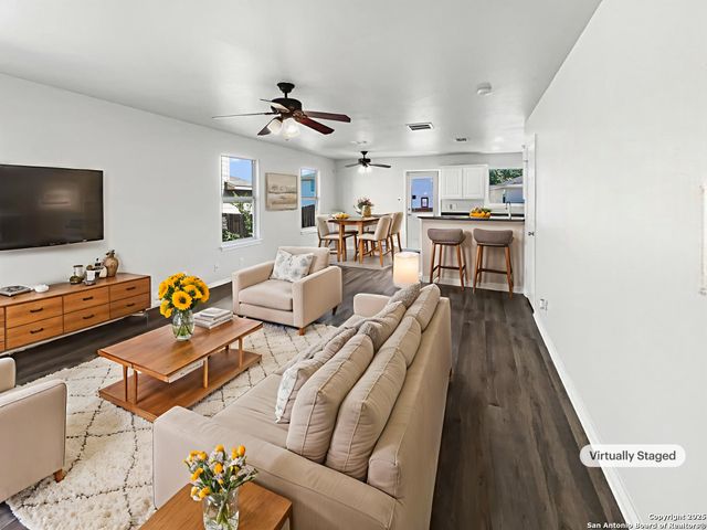 5526 Bat, San Antonio, TX 78252