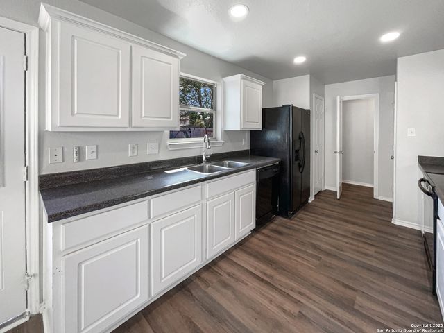 5526 Bat, San Antonio, TX 78252