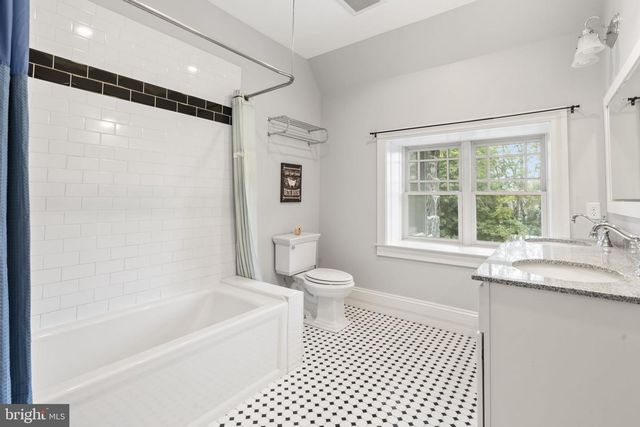 662 S HIGHLAND AVE, Merion Station, PA 19066