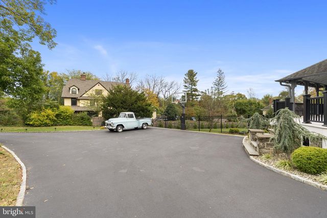 662 S HIGHLAND AVE, Merion Station, PA 19066