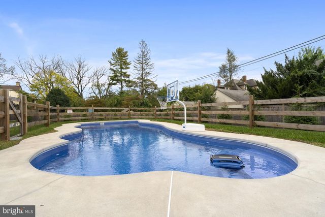 662 S HIGHLAND AVE, Merion Station, PA 19066