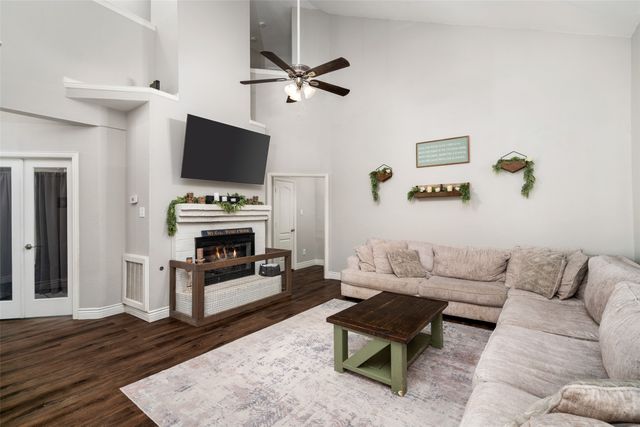 1500 Creekview Lane, Sherman, TX 75092